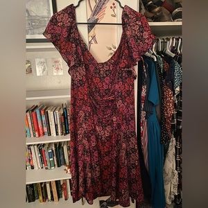 Ombré floral flutter sleeve corset dress